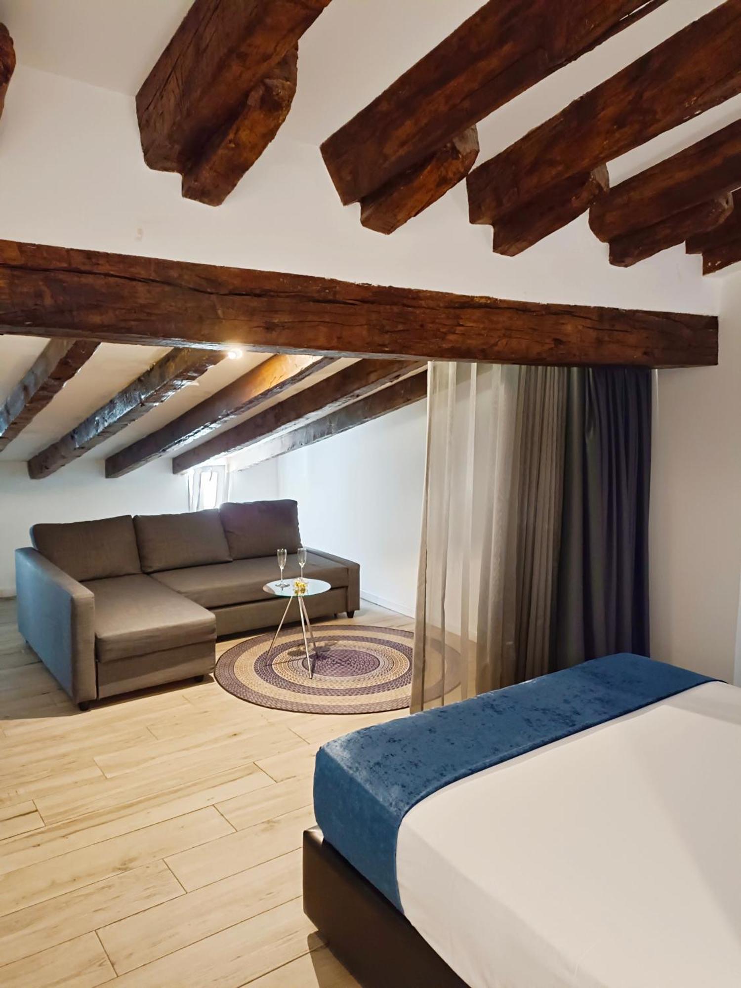Hotel El Siglo Valencia Ngoại thất bức ảnh